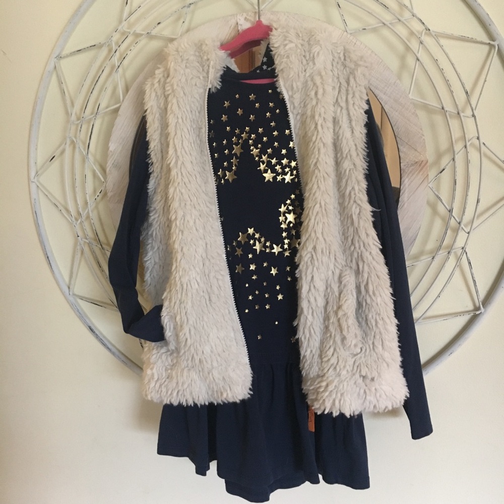 Lands End Navy gold Star dress with fuzzy vest 10